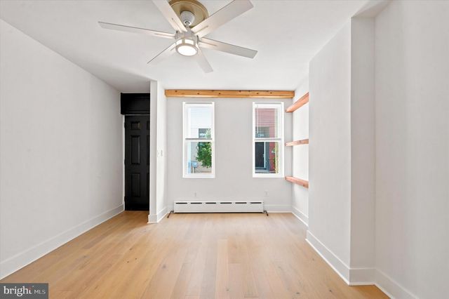 636 MCCLELLAN ST, Philadelphia, PA 19148