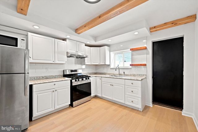 636 MCCLELLAN ST, Philadelphia, PA 19148