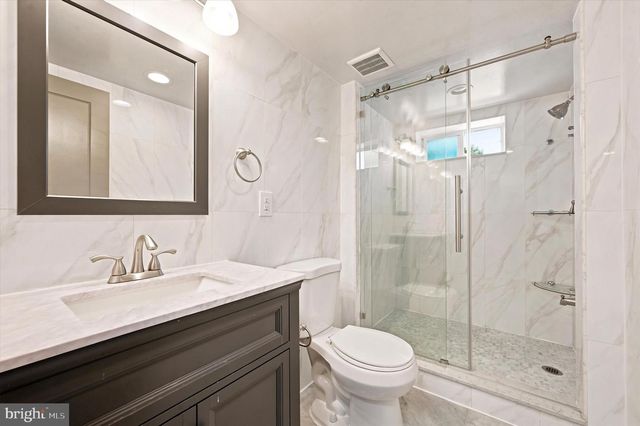 636 MCCLELLAN ST, Philadelphia, PA 19148
