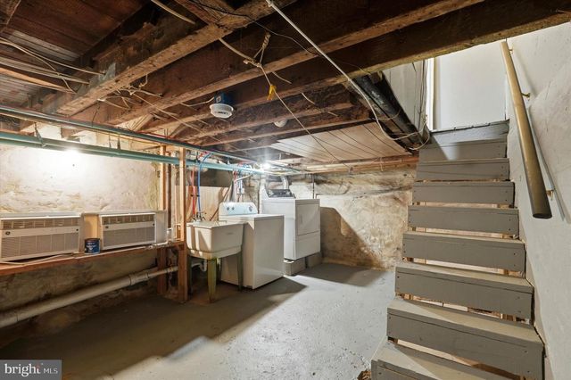 636 MCCLELLAN ST, Philadelphia, PA 19148