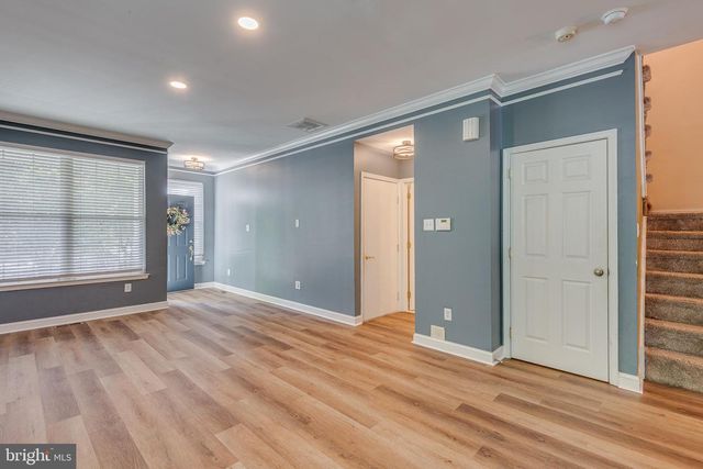 111 WEAVER DR, Marlton, NJ 08053