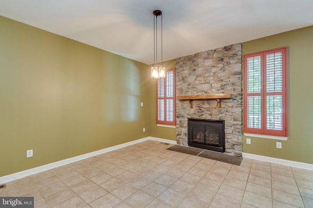 111 WEAVER DR, Marlton, NJ 08053