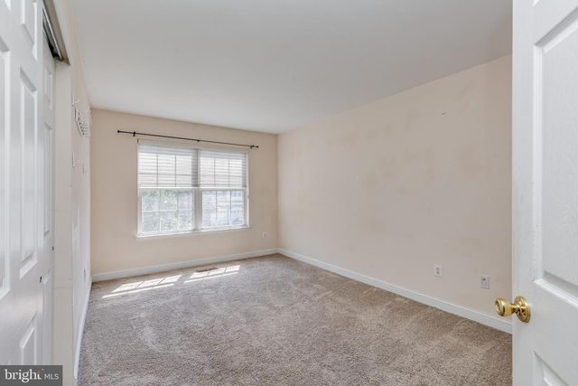 111 WEAVER DR, Marlton, NJ 08053