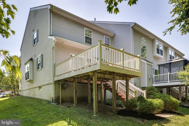 111 WEAVER DR, Marlton, NJ 08053