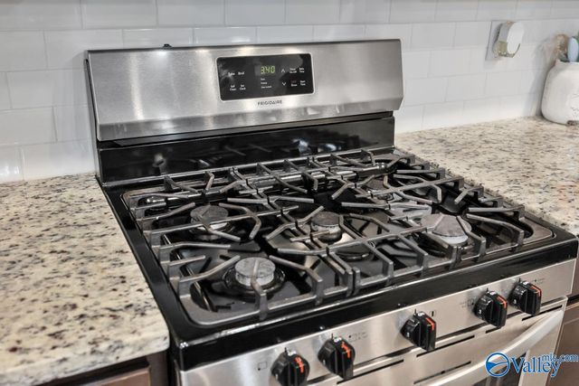 270 Falcon Ridge Drive, New Market, AL 35761