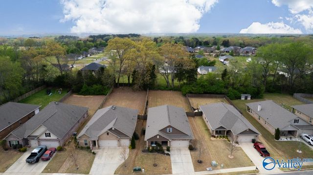 270 Falcon Ridge Drive, New Market, AL 35761