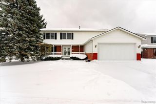 38443 Meghan Lane, Westland, MI 48185
