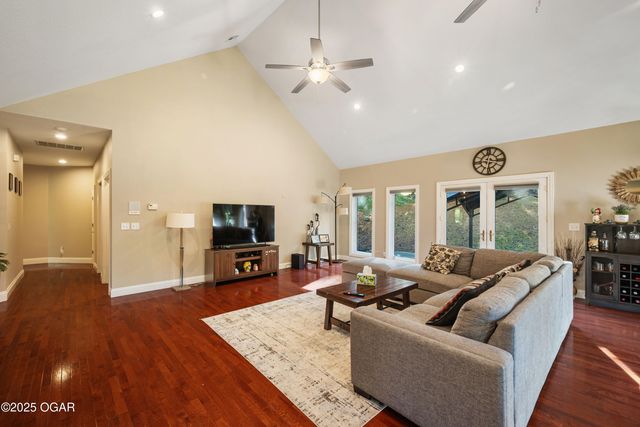 1232 Bramar Drive Drive, Joplin, MO 64801