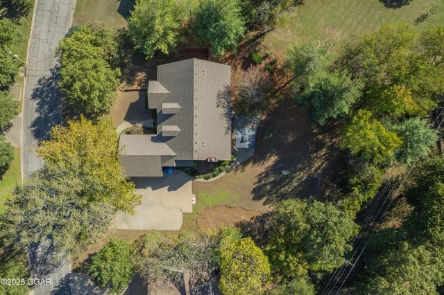 1232 Bramar Drive Drive, Joplin, MO 64801