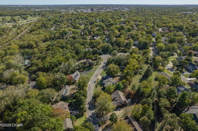 1232 Bramar Drive Drive, Joplin, MO 64801