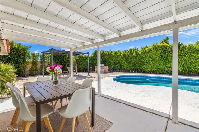 1489 E Francis Drive, Palm Springs, CA 92262