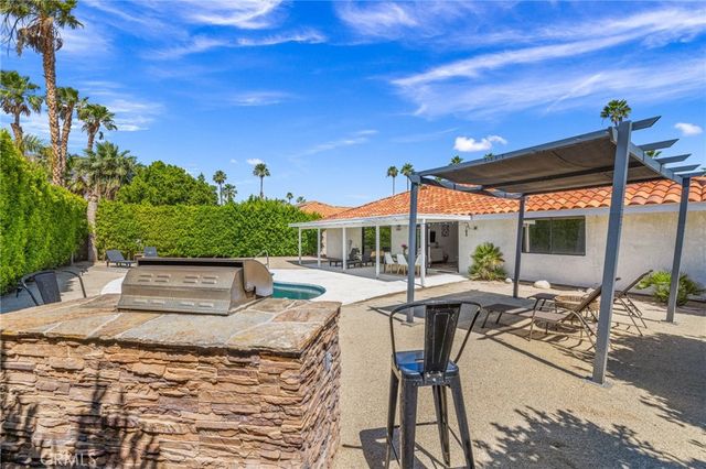 1489 E Francis Drive, Palm Springs, CA 92262