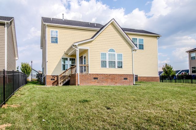 2048 Oglethorpe Dr, Franklin, TN 37064