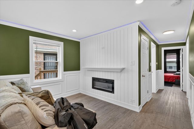 11038 S Eberhart Avenue, Chicago, IL 60628