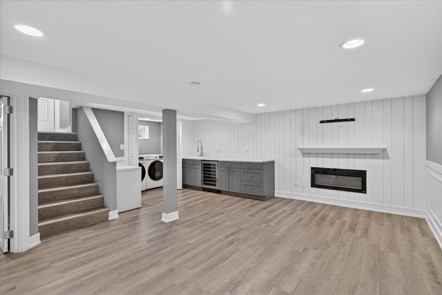 11038 S Eberhart Avenue, Chicago, IL 60628