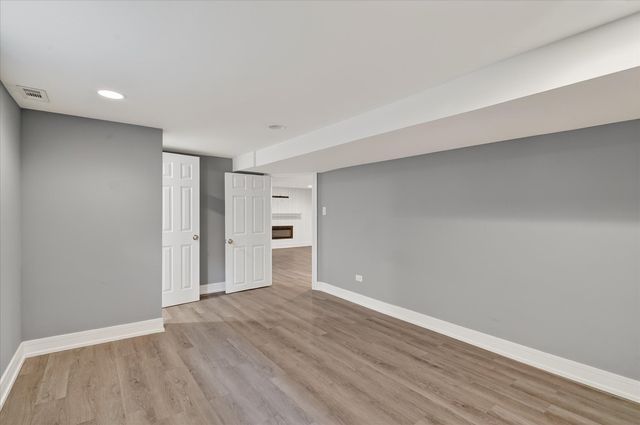 11038 S Eberhart Avenue, Chicago, IL 60628