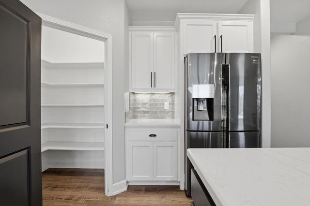 5072 Banca Ct, Browns Valley, CA 95918