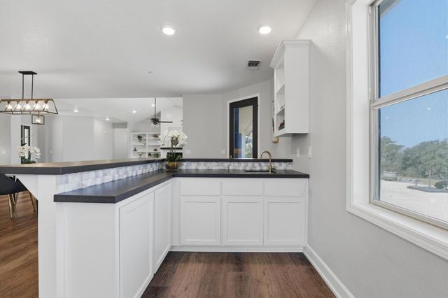 5072 Banca Ct, Browns Valley, CA 95918