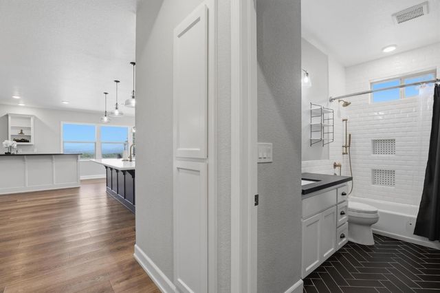 5072 Banca Ct, Browns Valley, CA 95918