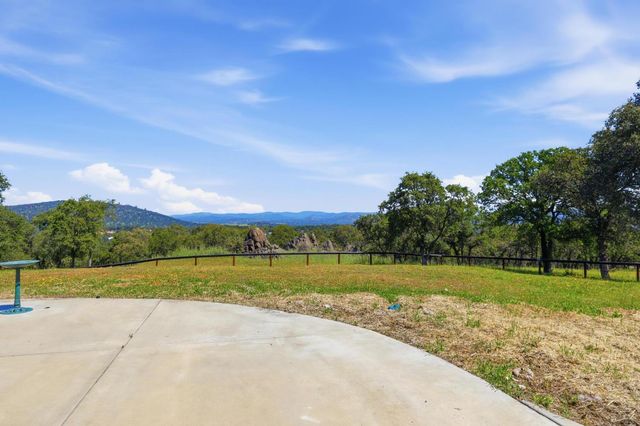 5072 Banca Ct, Browns Valley, CA 95918