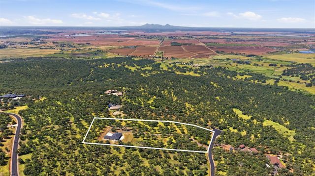5072 Banca Ct, Browns Valley, CA 95918