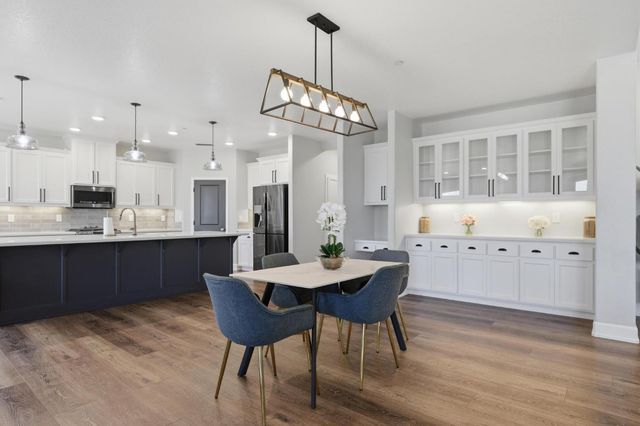5072 Banca Ct, Browns Valley, CA 95918