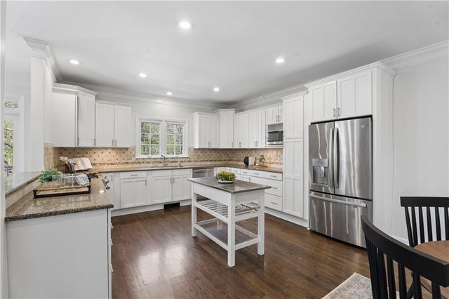 4671 Derby Lane SE, Smyrna, GA 30082