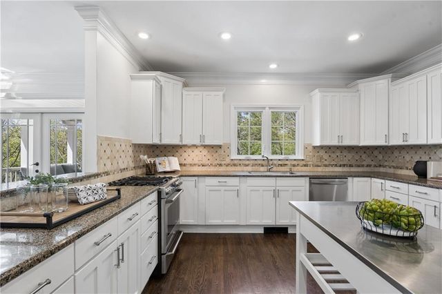 4671 Derby Lane SE, Smyrna, GA 30082