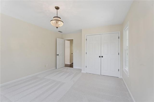 4671 Derby Lane SE, Smyrna, GA 30082