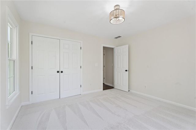 4671 Derby Lane SE, Smyrna, GA 30082