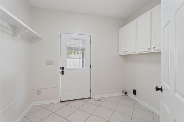 4671 Derby Lane SE, Smyrna, GA 30082