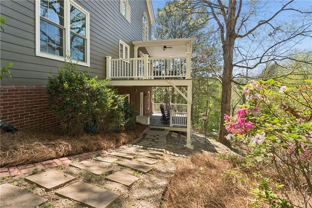 4671 Derby Lane SE, Smyrna, GA 30082