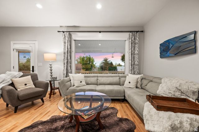 583 E 8TH AVE, Salt Lake City, UT 84103