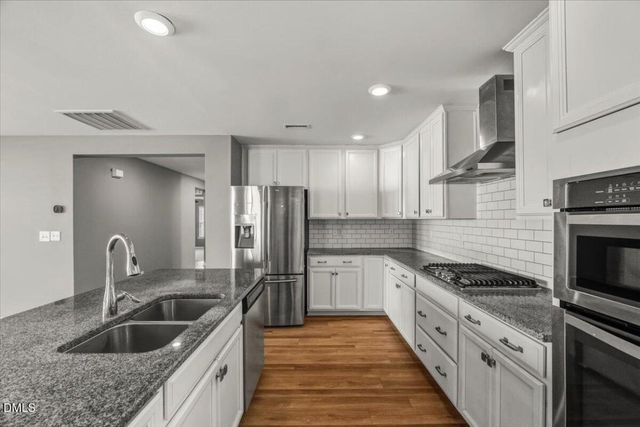 237 Willow Grove Lane, Fuquay Varina, NC 27526