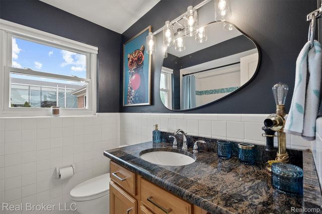 255 Southfield Road, Birmingham, MI 48009