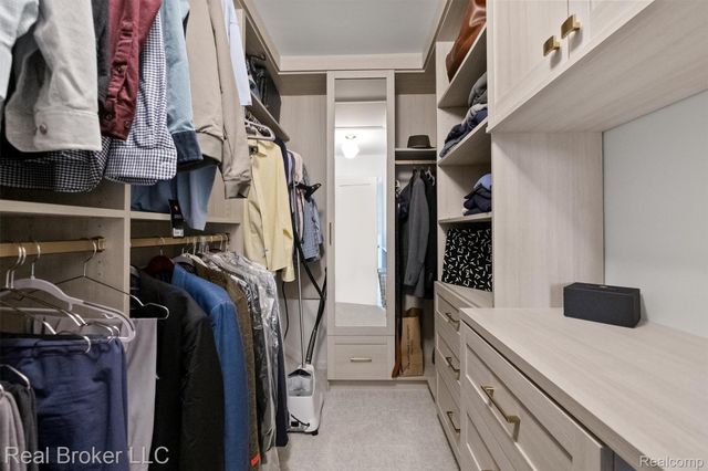 255 Southfield Road, Birmingham, MI 48009