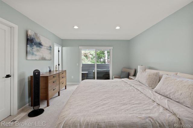 255 Southfield Road, Birmingham, MI 48009