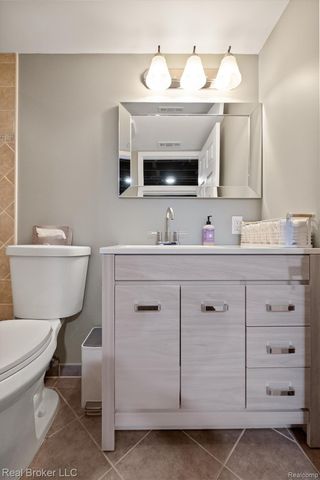 255 Southfield Road, Birmingham, MI 48009