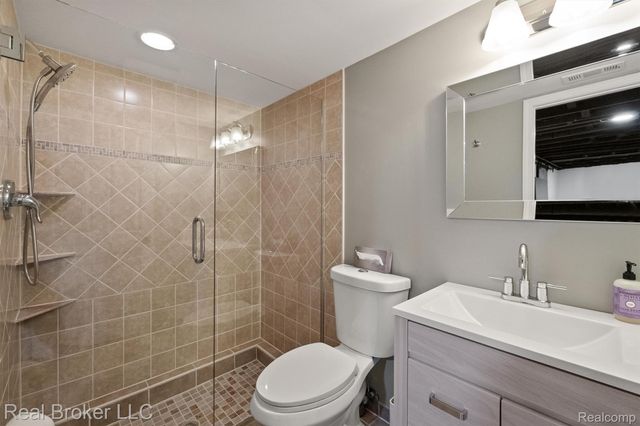 255 Southfield Road, Birmingham, MI 48009