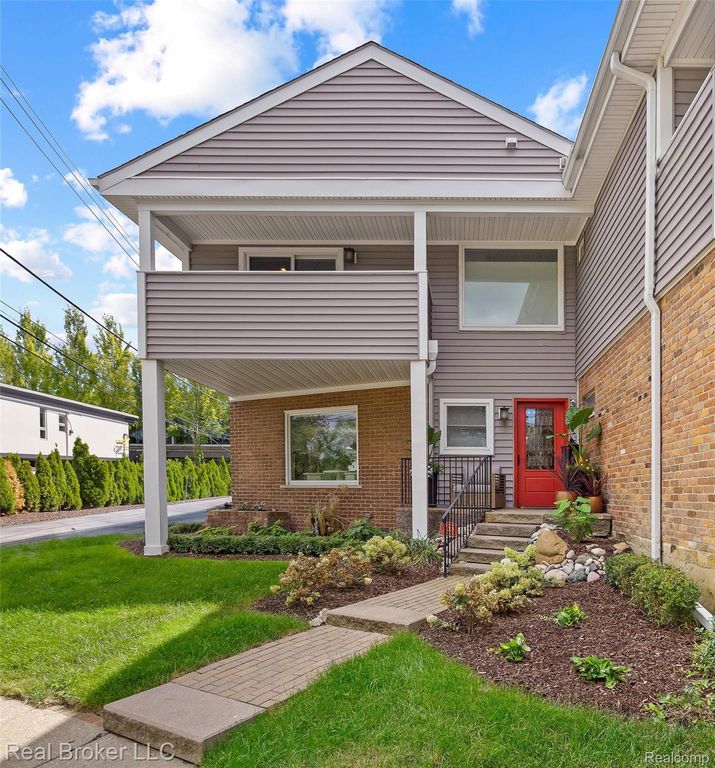 255 Southfield Road, Birmingham, MI 48009