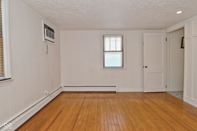 118 N 8th Street, Middletown, IN 47356