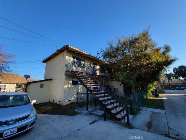 757 S Towne Avenue, Pomona, CA 91766