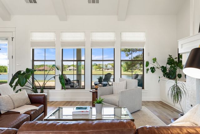 23630 Champion Drive, Lindale, TX 75771