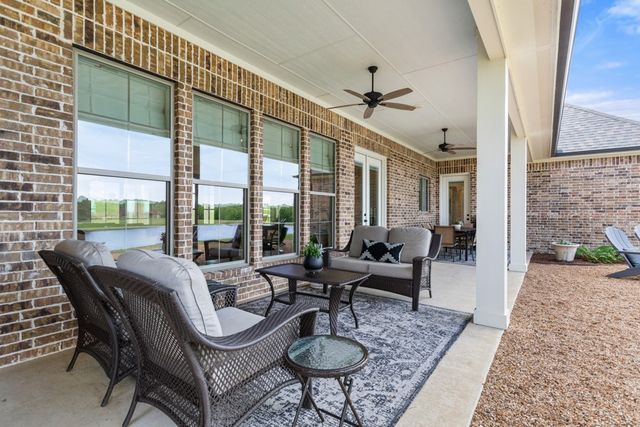 23630 Champion Drive, Lindale, TX 75771