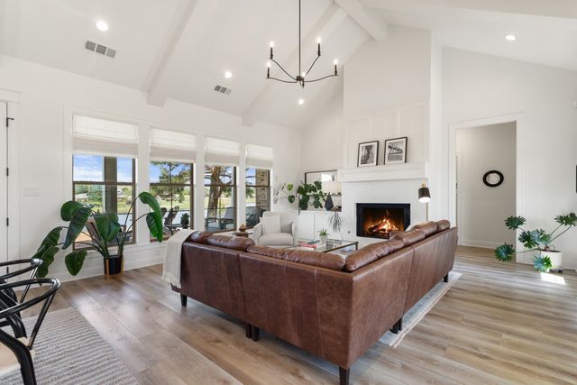 23630 Champion Drive, Lindale, TX 75771