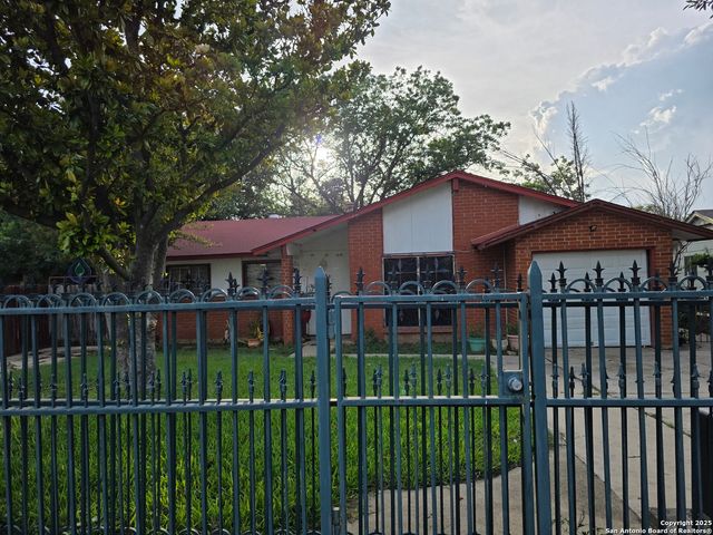 2103 Chesterhill, San Antonio, TX 78228