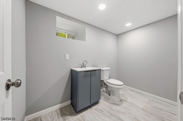 179 Chancellor Ave, Newark City, NJ 07112