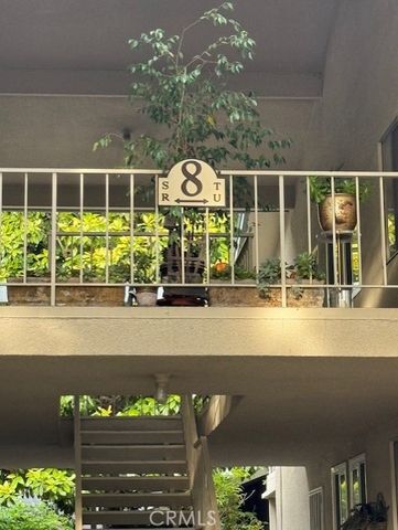 8 Via Castilla S, Laguna Woods, CA 92637