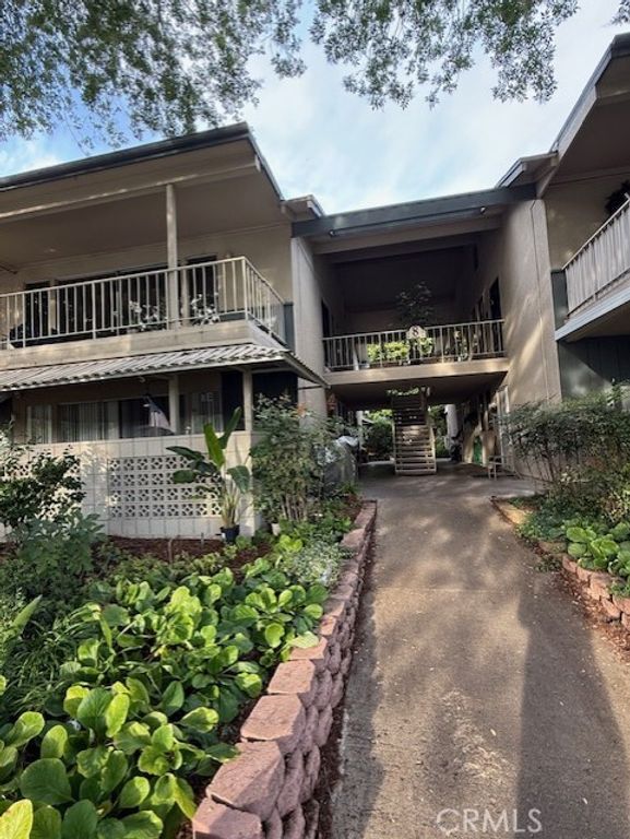 8 Via Castilla S, Laguna Woods, CA 92637