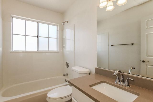 2345 E Gelding Drive, Phoenix, AZ 85022